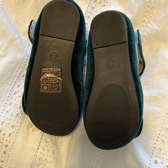 Velvet Green Mary Jane Kids Shoes size 23 - Picture 5 of 11